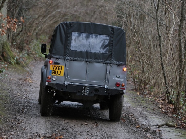 Land Rover Defender Пикап Двойная кабина фото