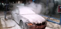 Зачем часто мыть машину зимой, и как это правильно делать?